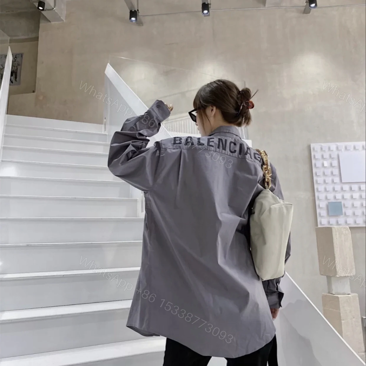 View 13 of 高仿Balenciaga*FW24系列671663純色長袖襯衫
