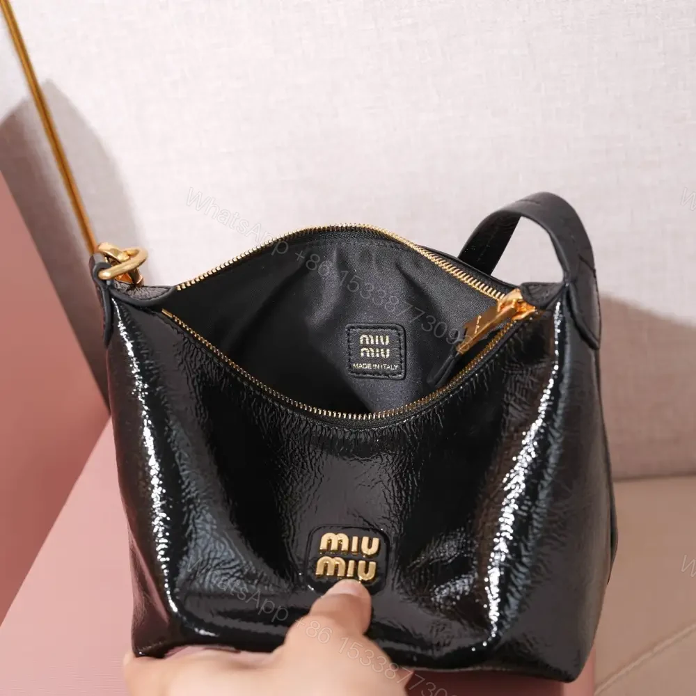 View 9 of 高仿miumiu*Naplak系列5NE841小羊皮飯盒包黑色免檢版