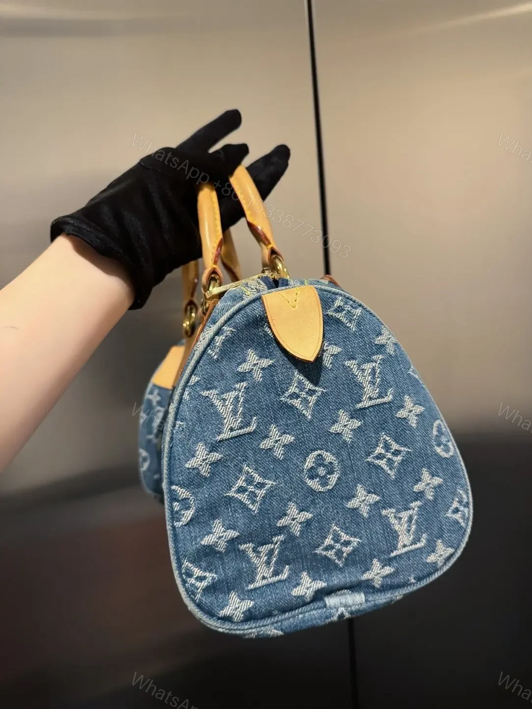 View 3 of Louis Vuitton Neo Speedy handbag
