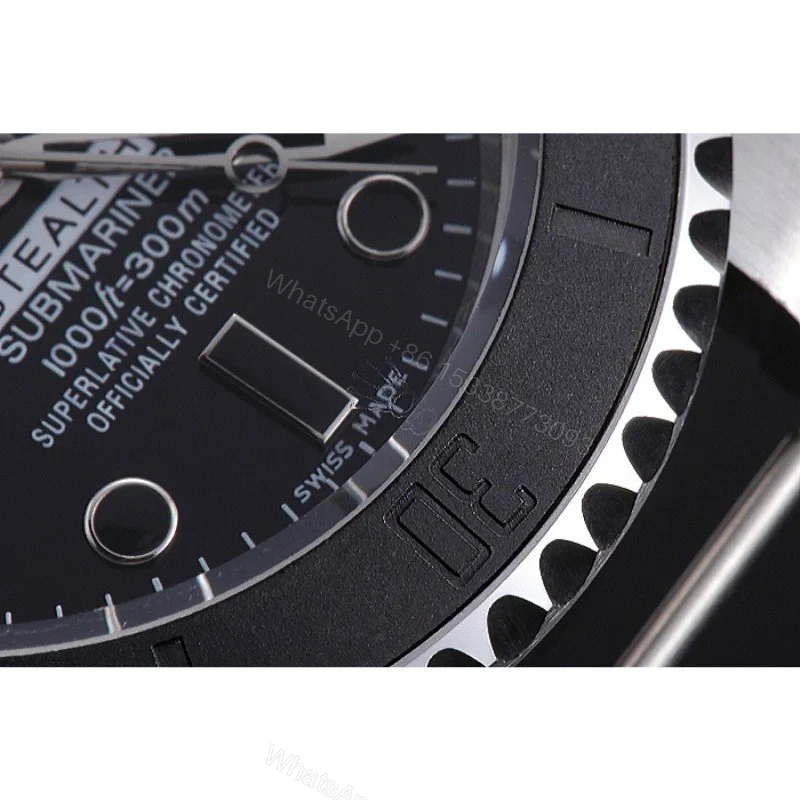 View 6 of Replica Rolex Submariner Black Dial 621990