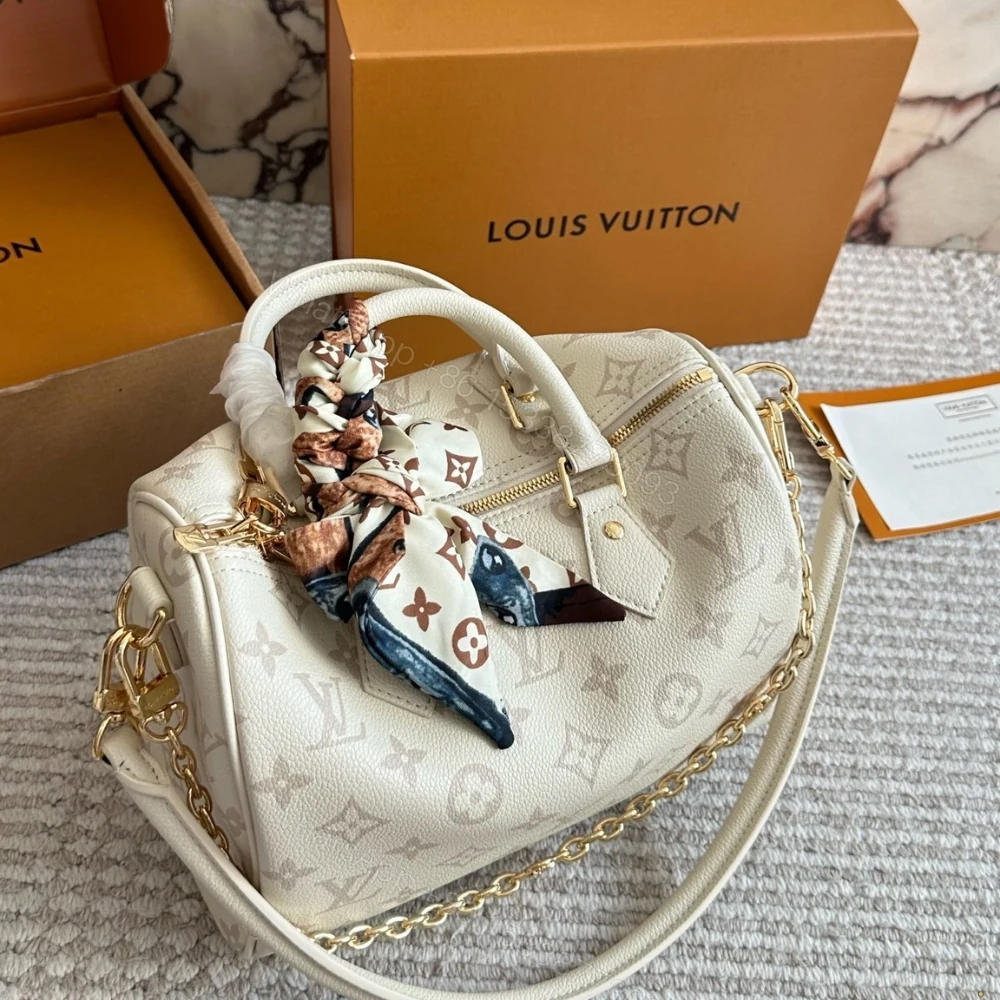 View 5 of Louis Vuitton Speedy Bandoulière 25 Cream 25Cm M26690