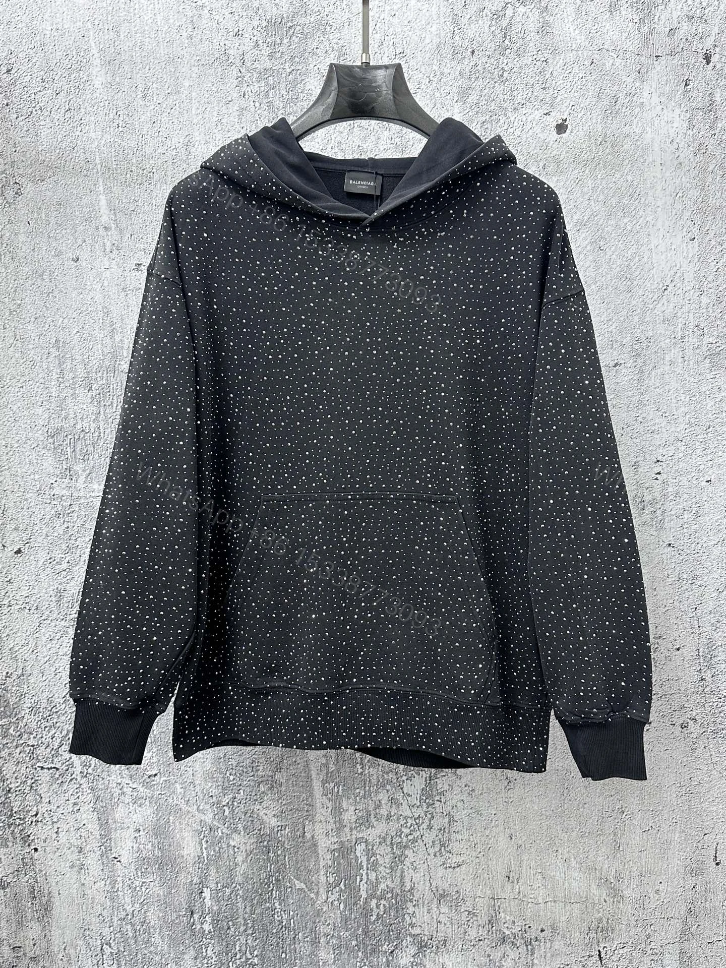 Balenciaga高仿男款連帽上衣黑色水鑽版 潮流亮點必備單品 — view 1