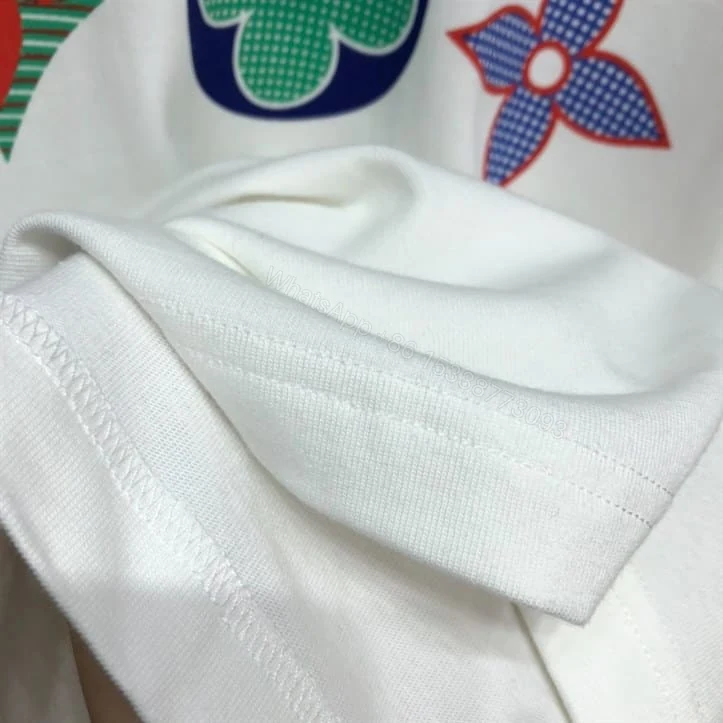 View 4 of LOUIS VUITTON T-SHIRT – LV23