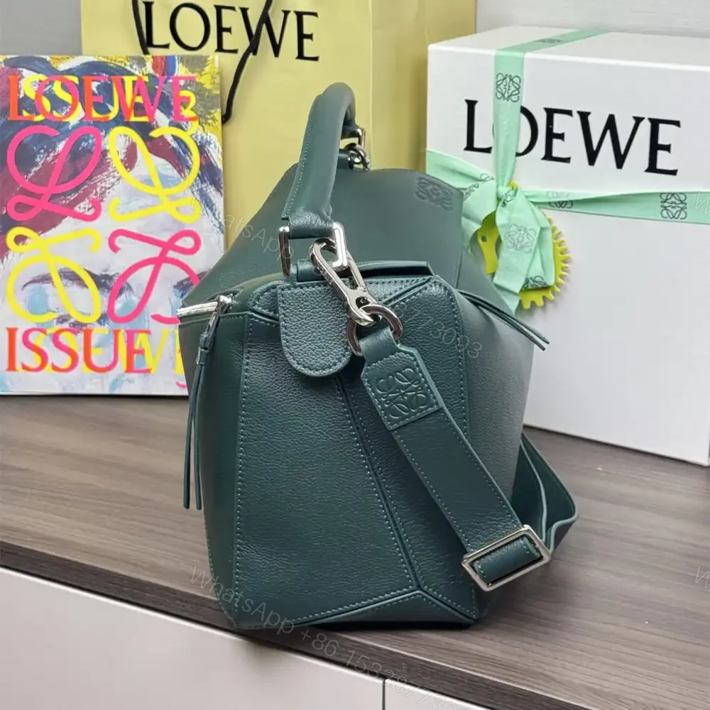 View 3 of 高仿Loewe*Puzzle系列6580鹿皮斜挎包常青綠大號免檢版