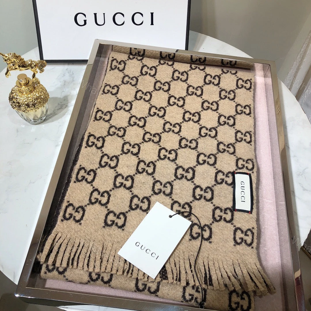 View 6 of EN – Luxury GCI Scarf 009