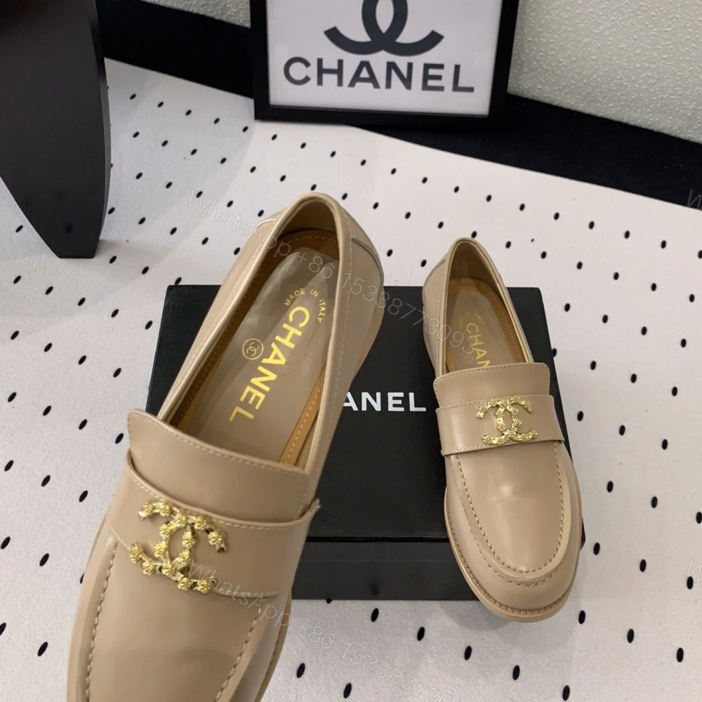 View 4 of 高仿Chanel*24S系列G45663D牛皮革樂福鞋沙色3CM免檢版