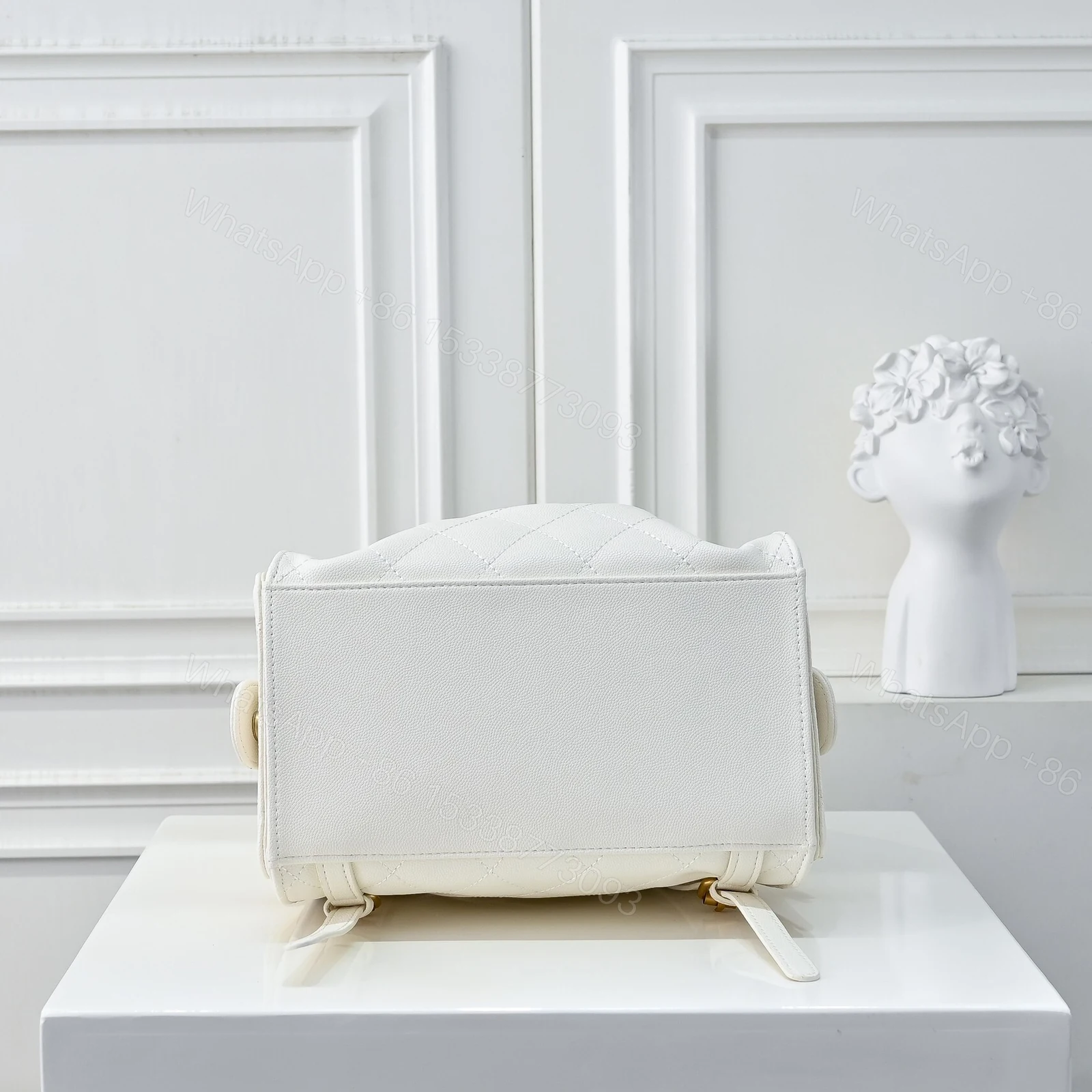 View 5 of Chanel 25 Medium Size Backpack Grain Effect And Gold Metal White 23Cm As5600 B20304 10601