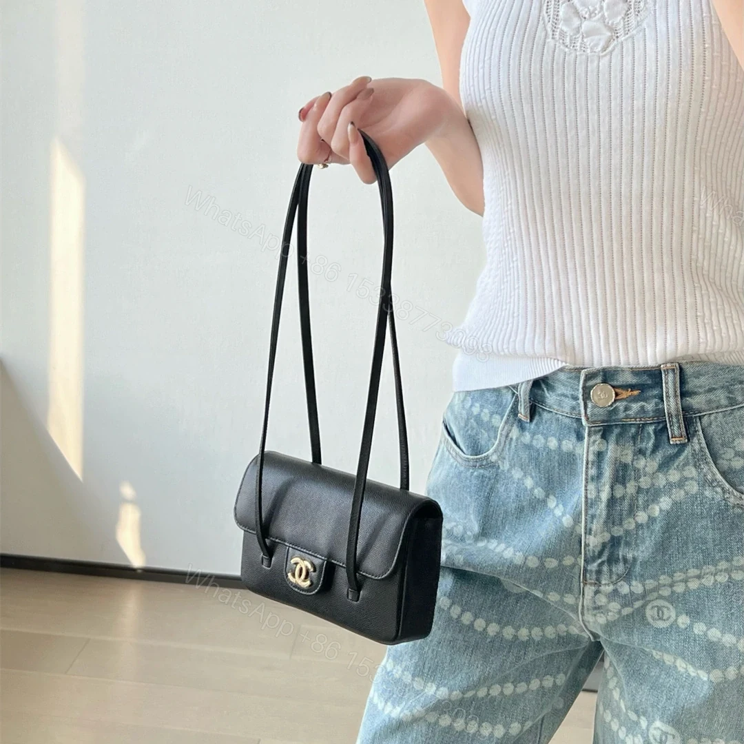 View 22 of 高仿Chanel*26P系列AP5068小牛皮單肩包黑色Mini免檢版