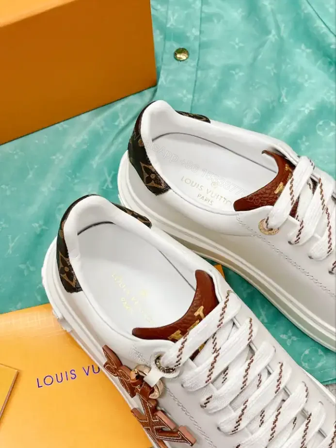 View 6 of LV TIME OUT SNEAKER – LSVM033