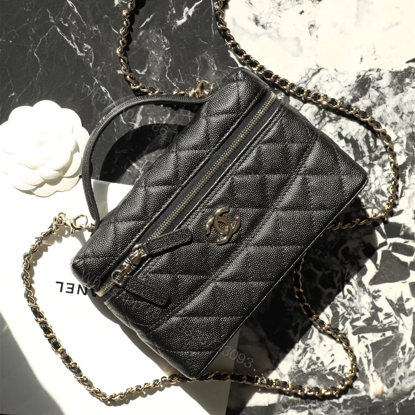 View 25 of 高仿Chanel*25C系列AP4385新款盒子包小球紋牛皮免檢版