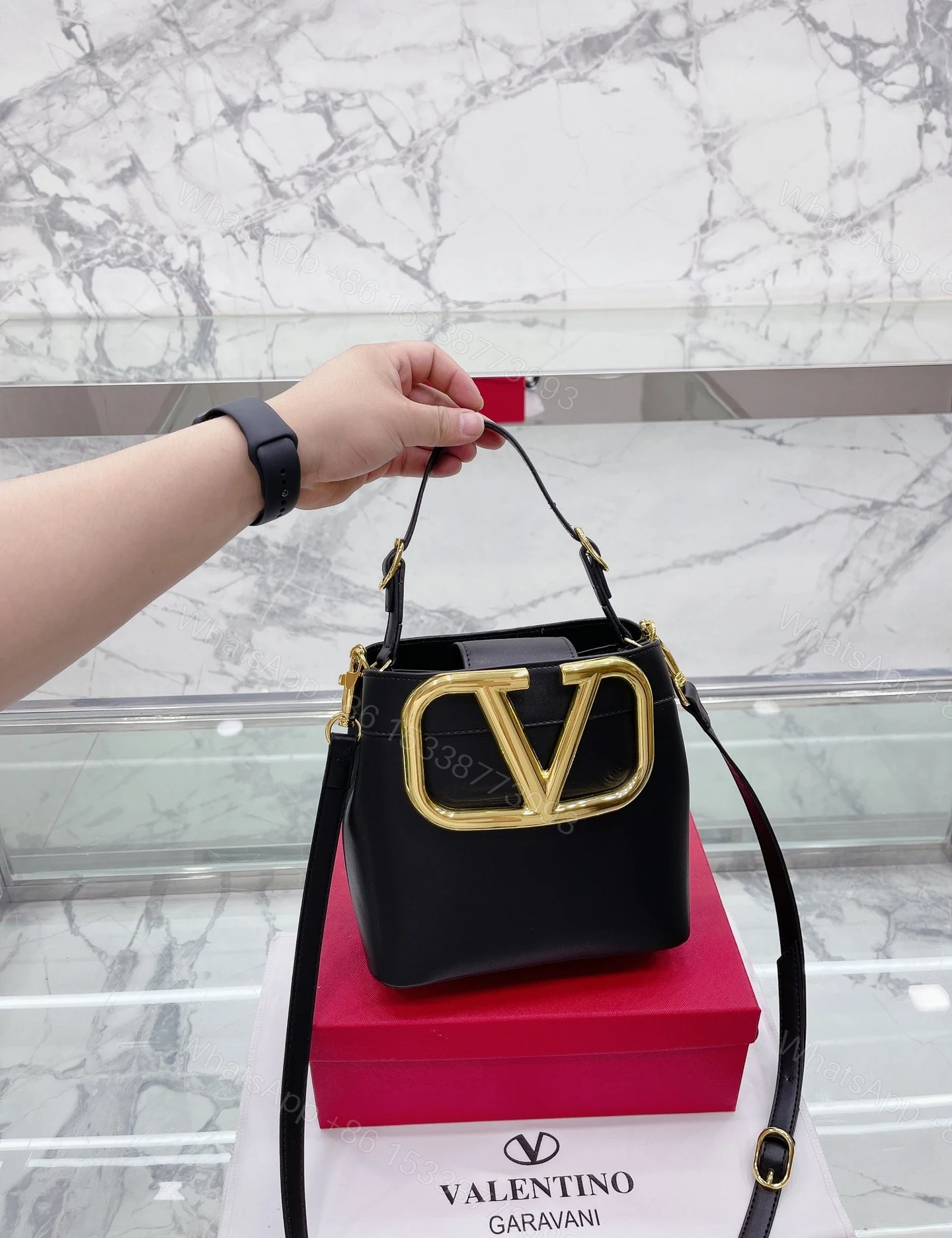View 5 of VALENTINO GARAVANI SUPERVEE BUCKET BAG BLACK 20CM