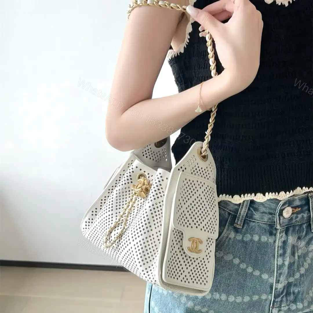 View 25 of 高仿Chanel*26P/25Bag系列AS5631小牛皮鏤空單肩包白色免檢版