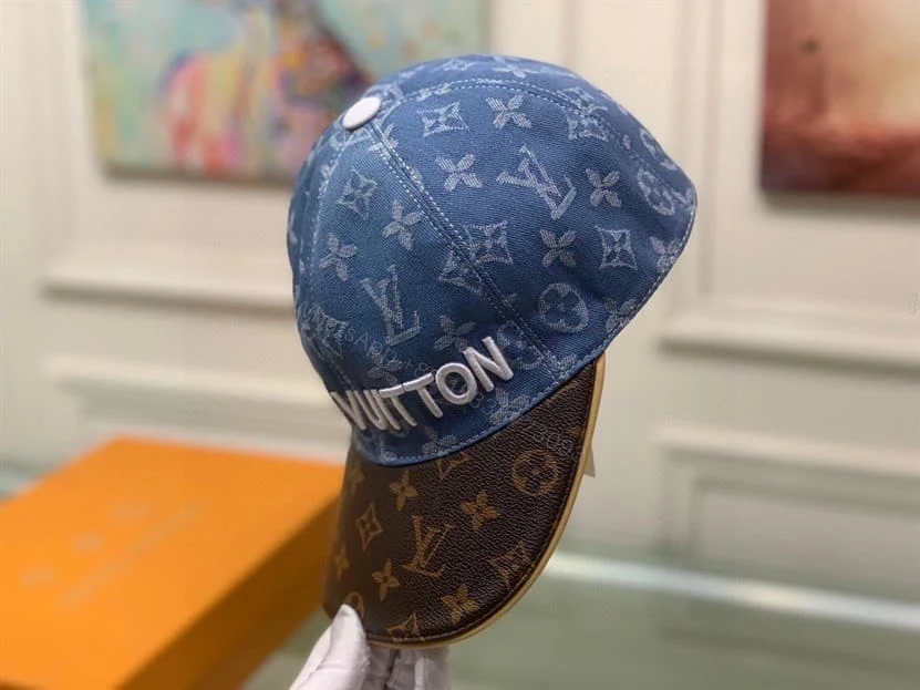 View 7 of Louis Vuitton Cap – LHC02