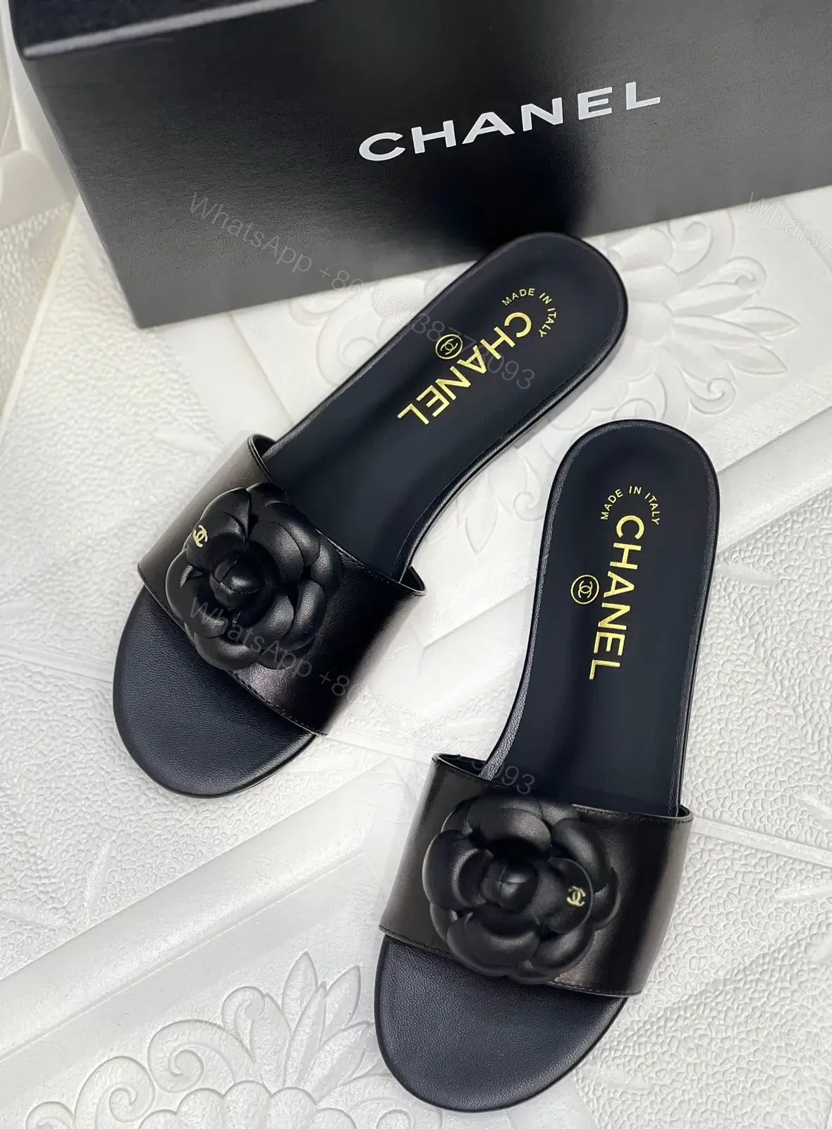 CHANEL — view 1