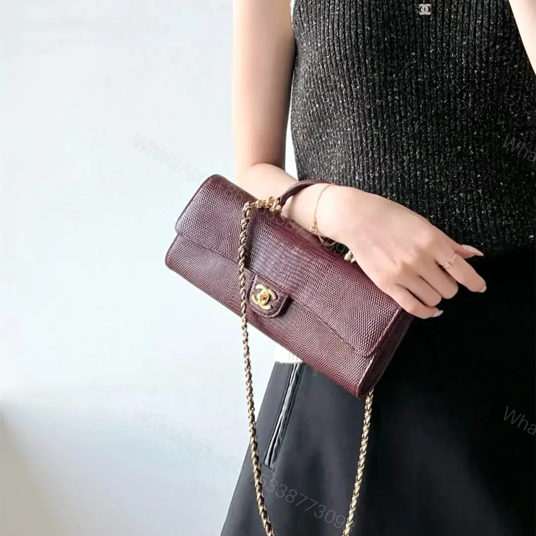 View 21 of 高仿Chanel*26A系列AP5280高級手工坊手拿包蜥蜴紋酒紅色免檢版