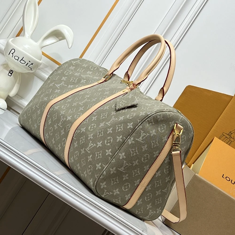 View 4 of Louis Vuitton Keepall Bandoulière 45 Khaki 45Cm