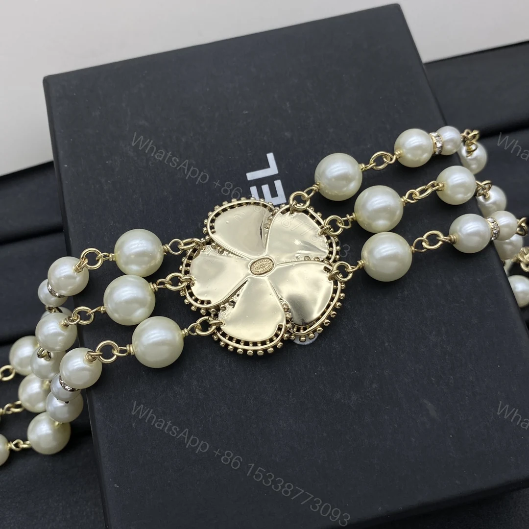 View 2 of EN – Lux Chanel Necklaces 002
