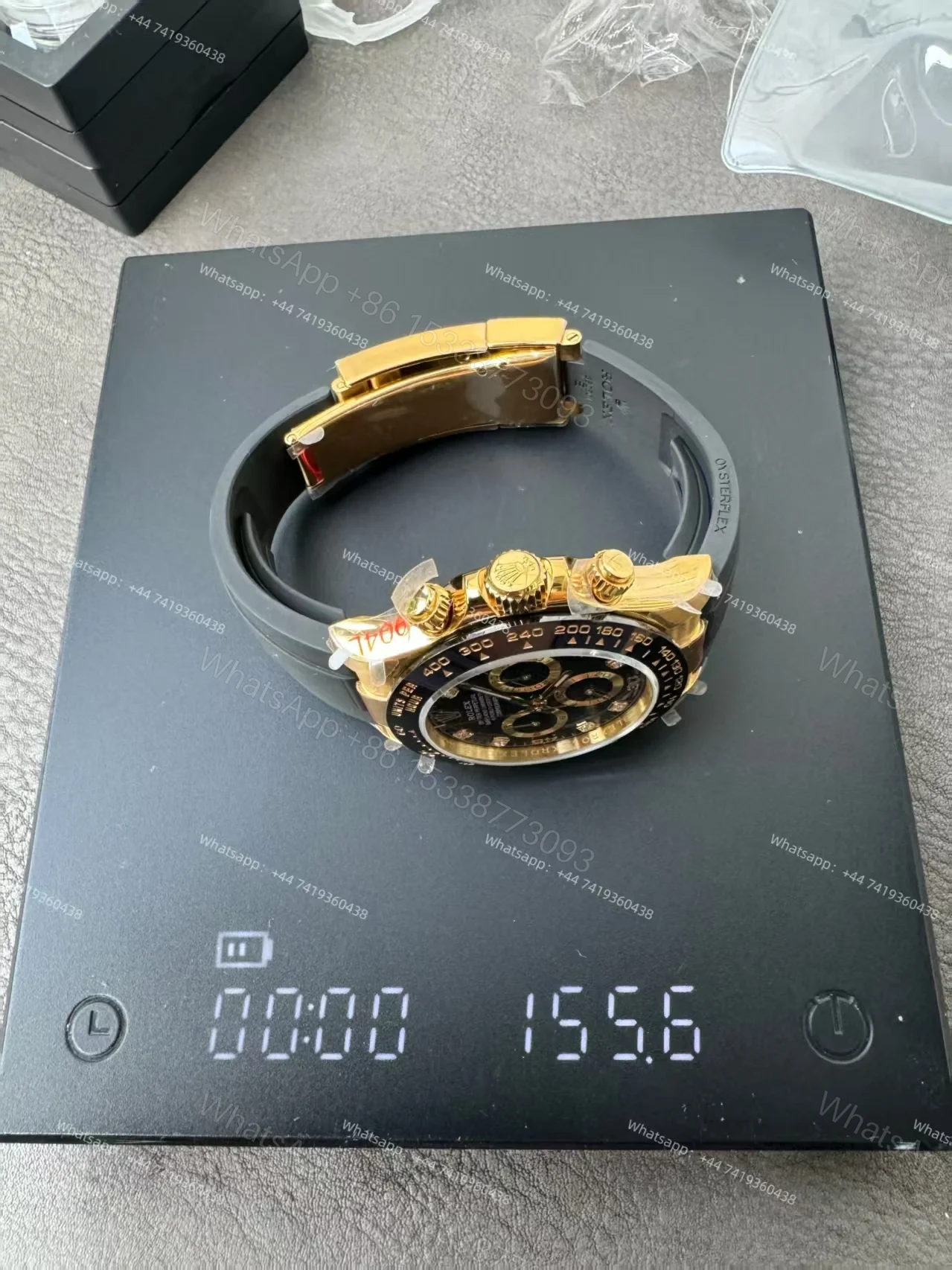 View 16 of Rolex Daytona 1:1 Replica – M116518LN-0078 Black Diamond Dial 18K Gold 4130 Super Clone