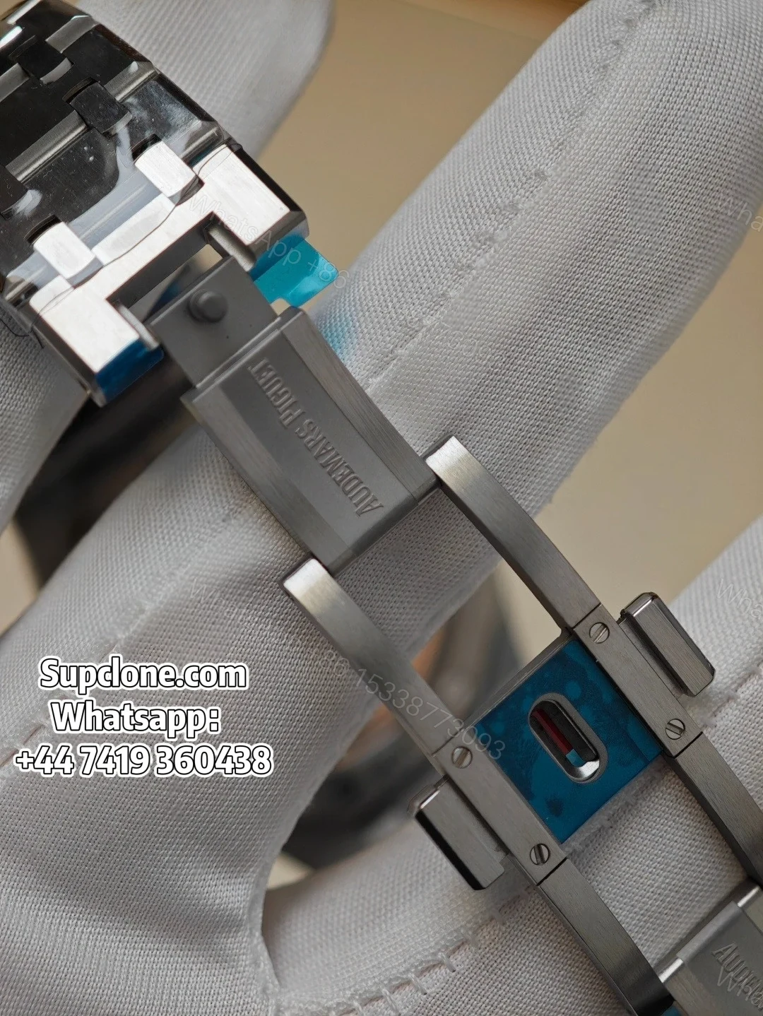 View 16 of Audemars Piguet Super Clone 1:1 Royal Oak 15500 Blue Dial