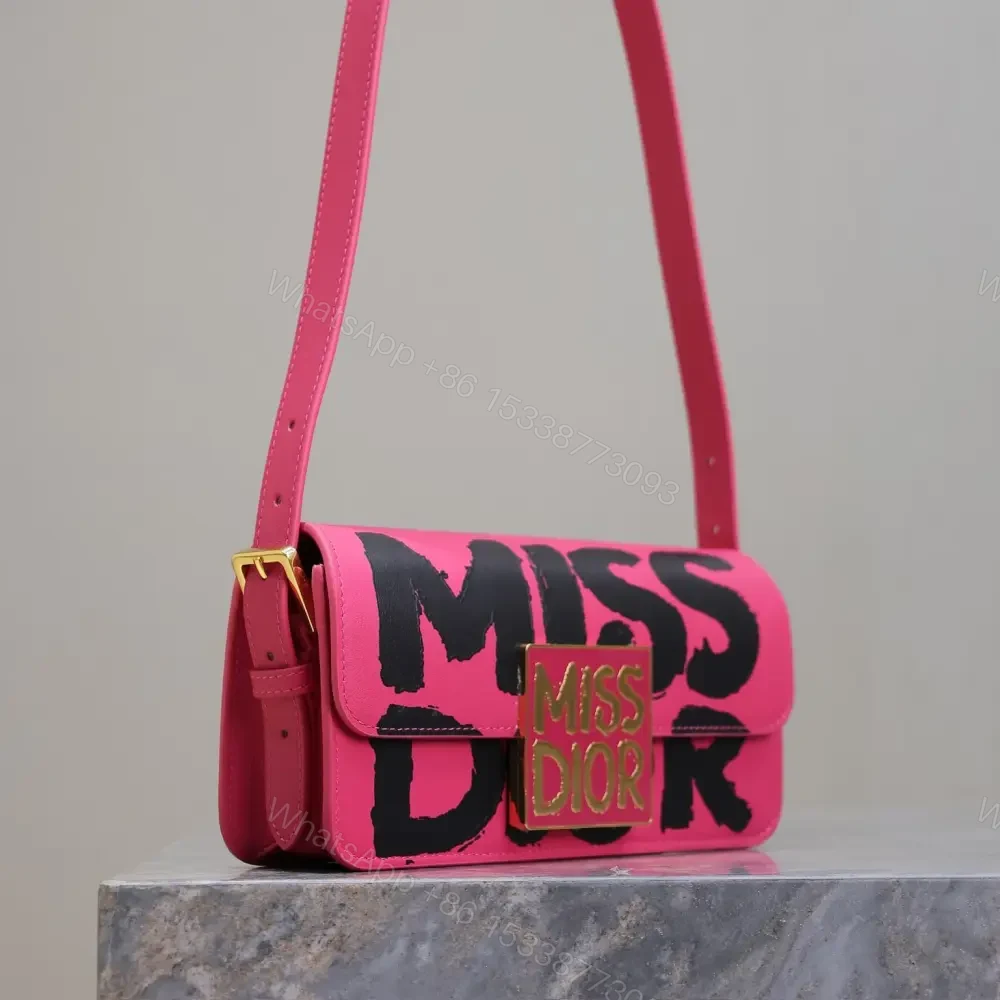 View 3 of 高仿Dior*Miss系列M261M929小牛皮塗鴉字面腋下包粉色免檢版