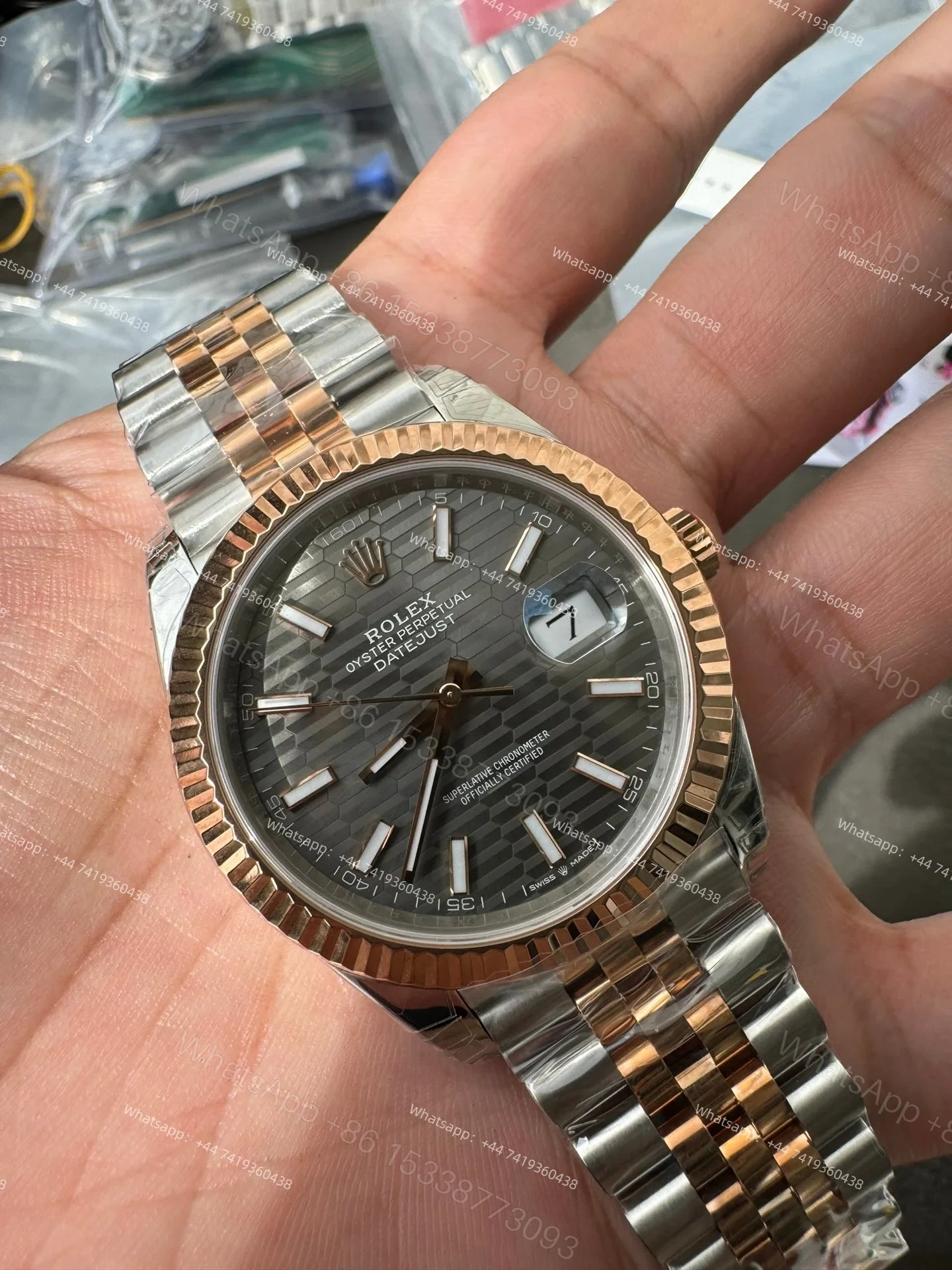 View 5 of Rolex Datejust M126331-0020 1:1 Replica Water Ripple Rose Gold Gray Dial Jubilee 41MM 3235 Movement Super Clone Watch