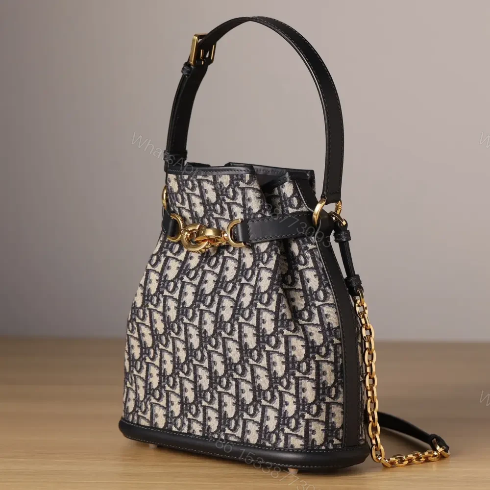 View 4 of 高仿Dior*Cest系列Oblique印花水桶包免檢版S