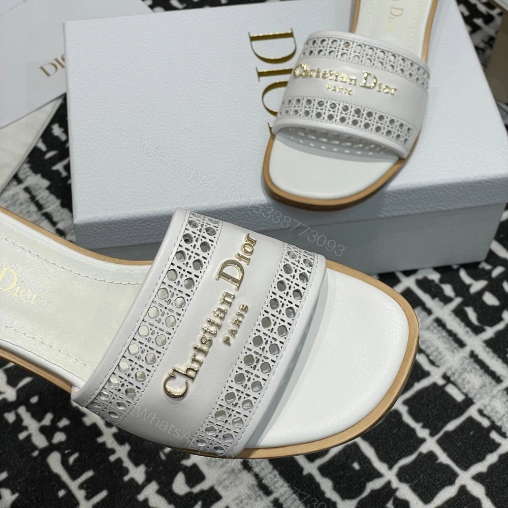 View 9 of 高仿Dior*D-Lane系列KCO207圓頭套腳拖鞋短踭白色免檢版
