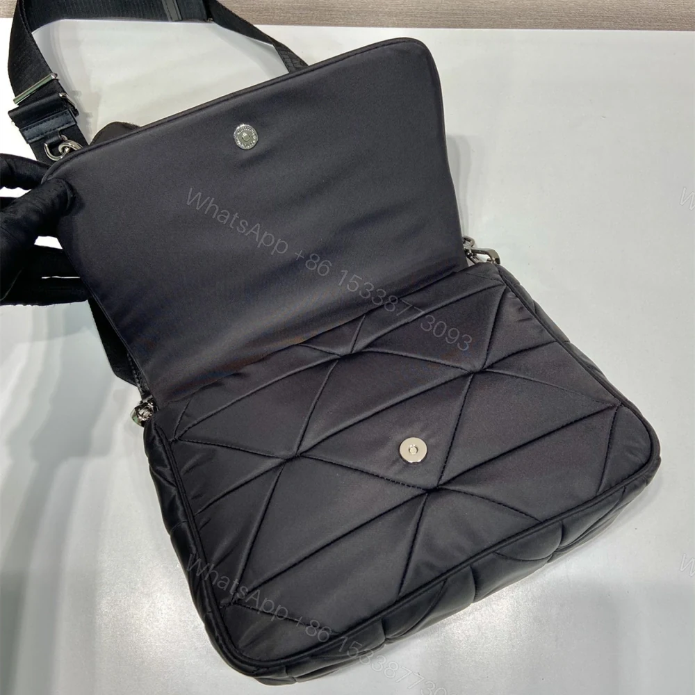View 6 of 高仿Prada*Re-Edition系列郵差包1BD290免檢版