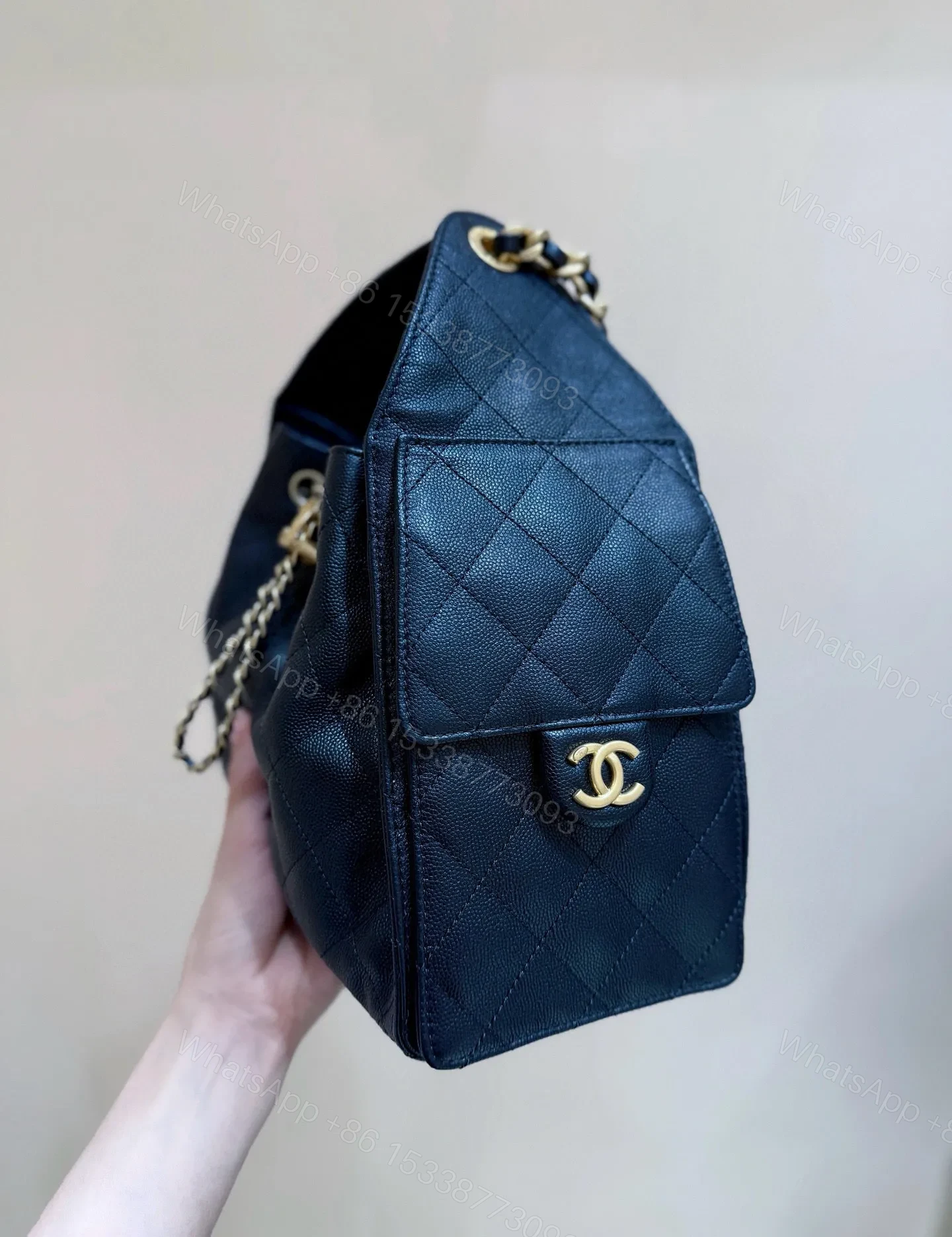 View 8 of CHANEL 25 HANDBAG IN BLACK 30 GRAINED CALFSKIN GOLD HARDWARE
