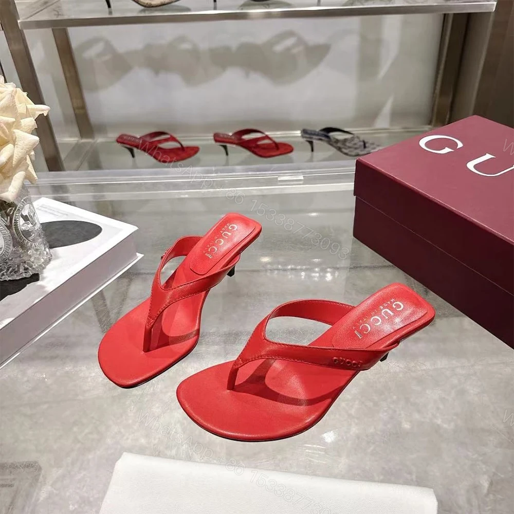 View 2 of GUCCI Women’s Vittoria thong 773802