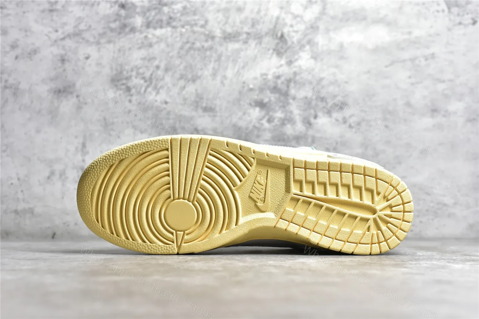 View 7 of Nike Dunk Low Off-White Lot 1 Reps