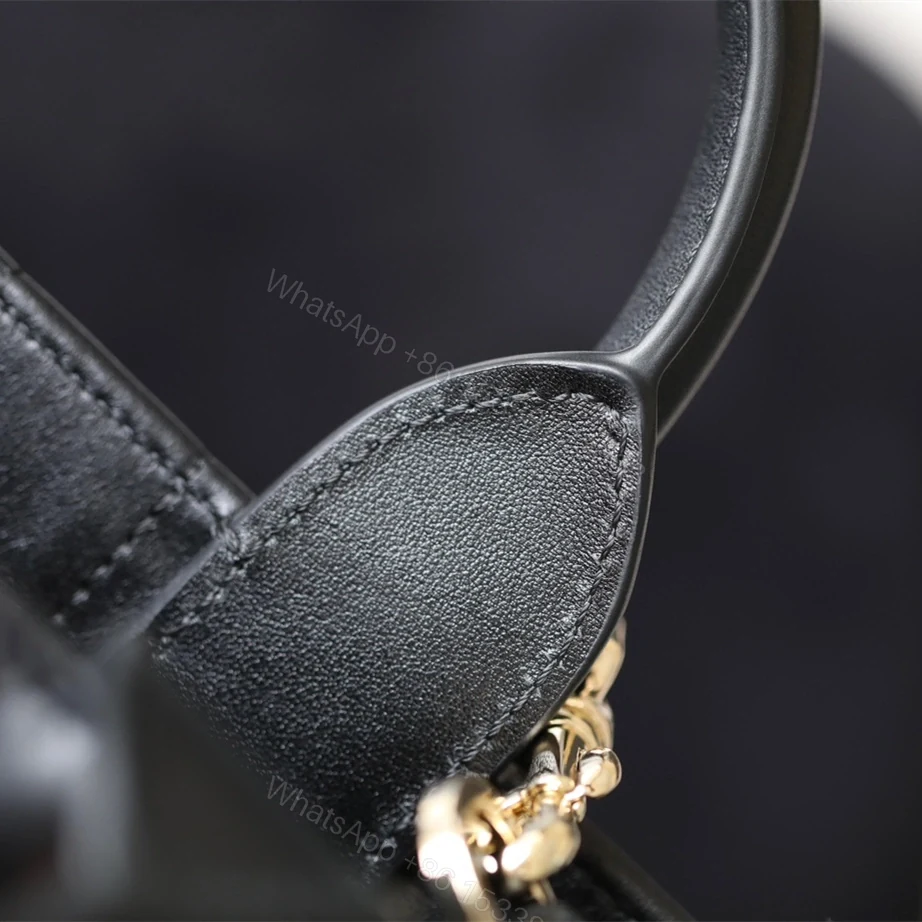 View 9 of 高仿Dior*BookTote系列S5573O牛皮革黑色單肩包免檢版