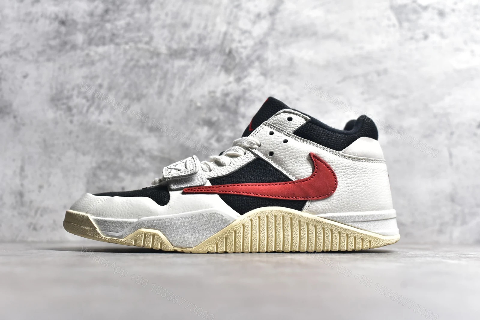 Travis Scott x Jordan Jumpman Jack “University Red” Reps — view 1