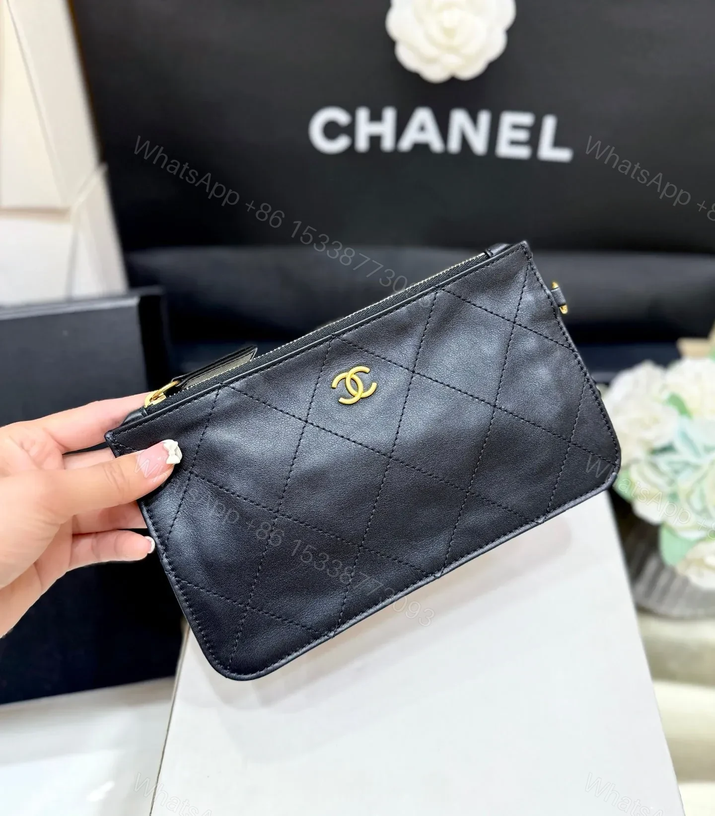 View 7 of CHANEL MEDIUM MAXI SHOPPING BAG 47 IN BLACK CALFSKIN GOLD-TONE METAL