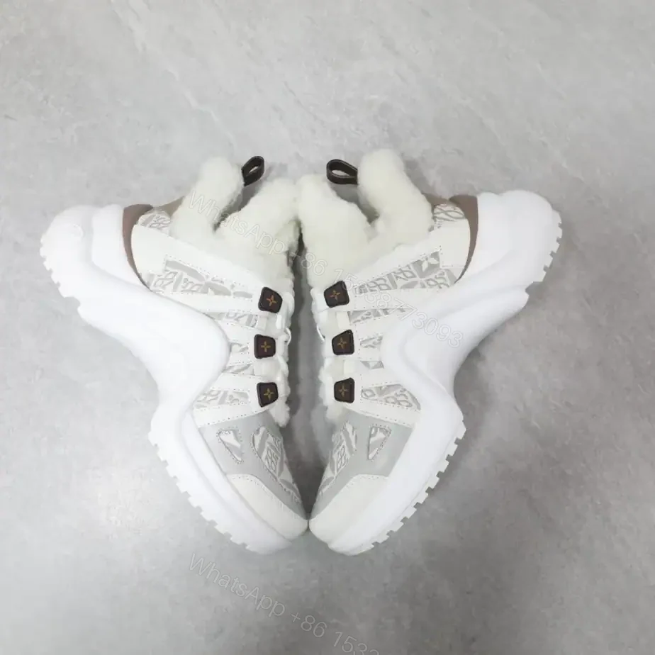 View 5 of LV ARCHLIGHT SNEAKER – LSVM011