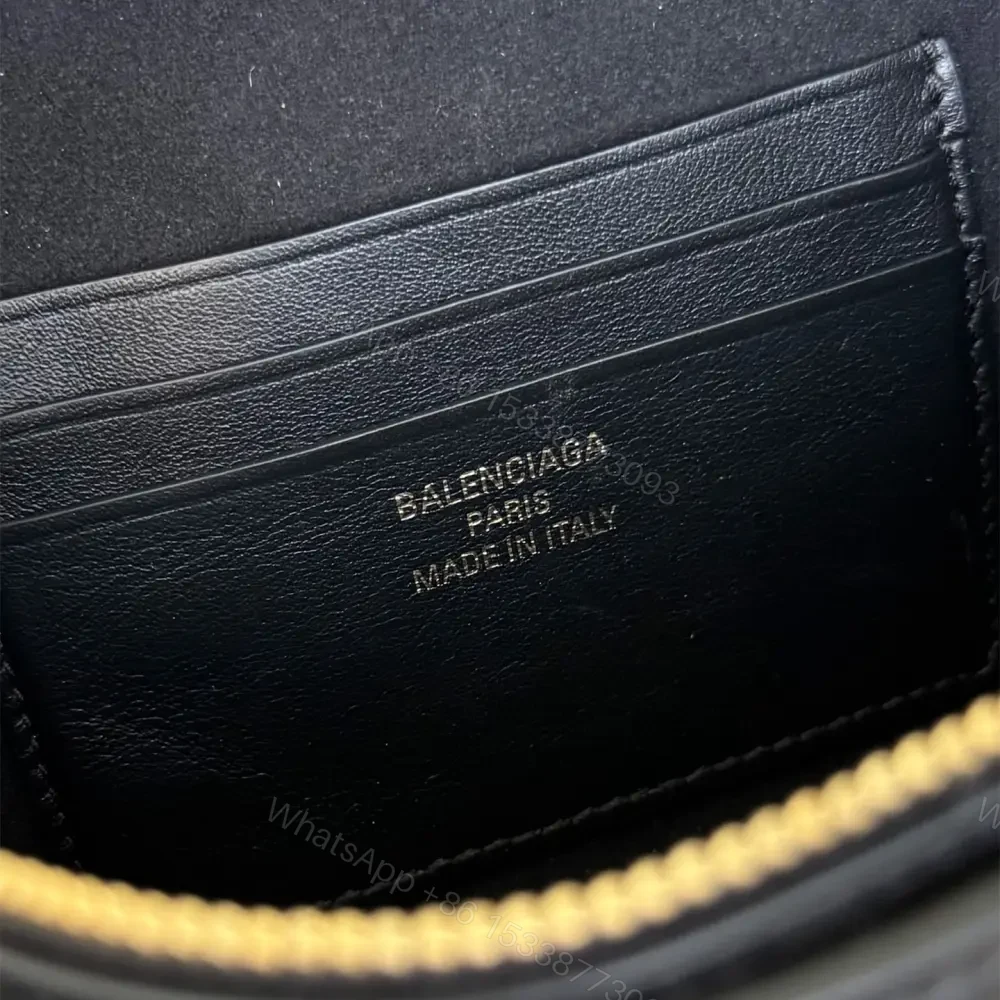 View 9 of 高仿Balenciaga*Rodeo系列V1000小牛皮盒子包黑色金扣免檢版