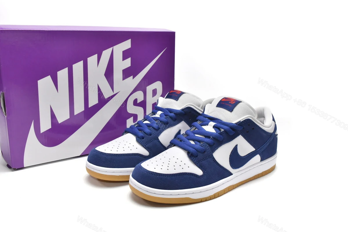 Nike SB Dunk Low Los Angeles Dodgers DO9395-400 — view 2