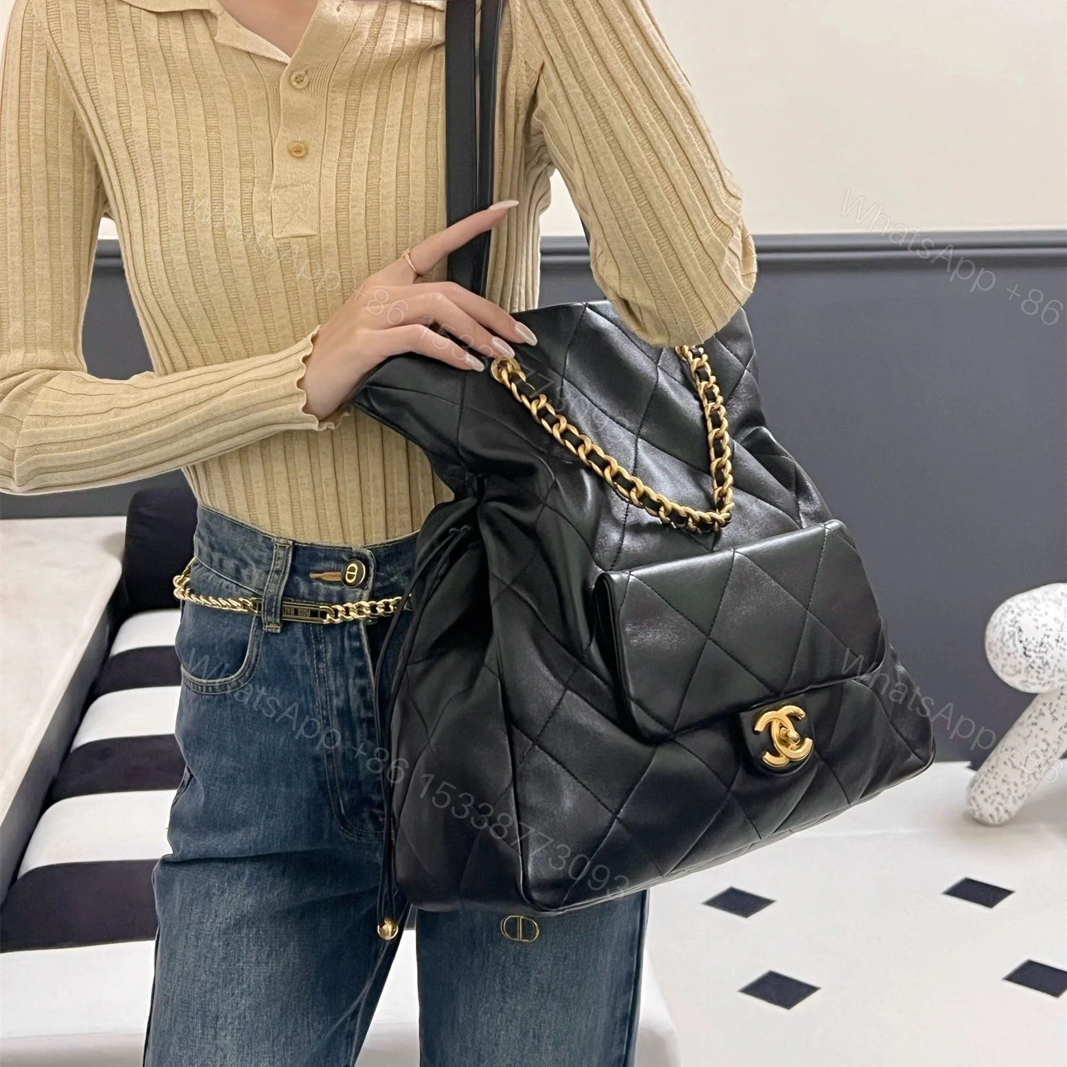 View 12 of 高仿Chanel*25C系列AS5315小羊皮單肩包購物袋免檢版