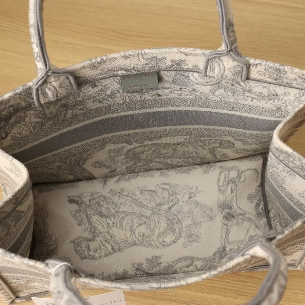 View 6 of 高仿Dior*BookTote系列茹伊刺繡灰色M免檢版