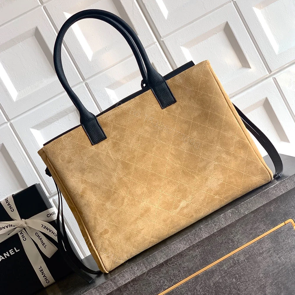 View 4 of CHANEL Boston Top Handle Bag(HIGH-END GRADE)