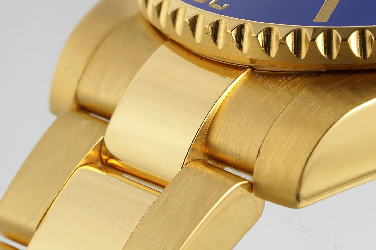 View 5 of Rolex Submariner Date Yellow Gold Blue 116618LB-0003