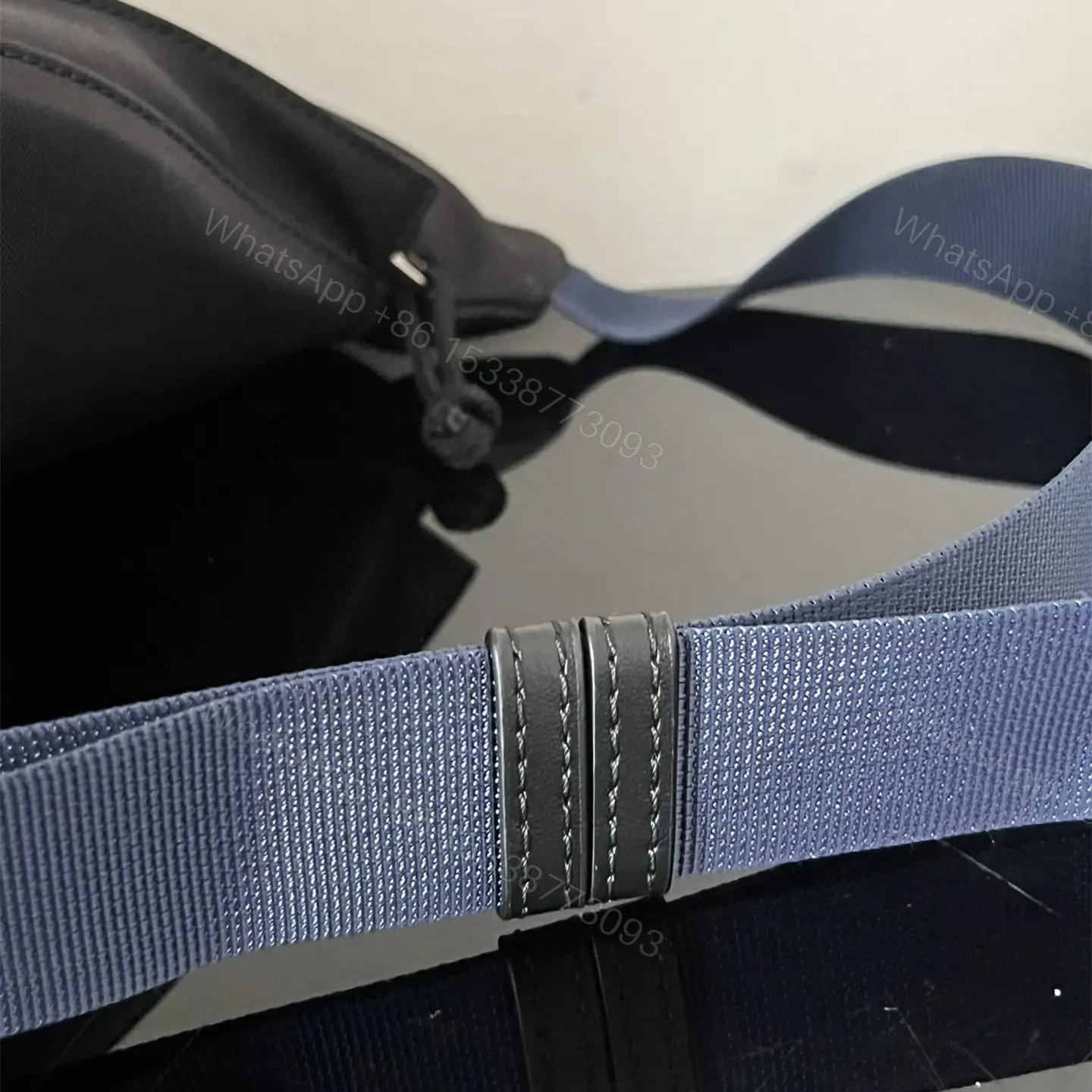 View 12 of 高仿BalenciagaWheelBeltpack系列尼龍胸包黑白色