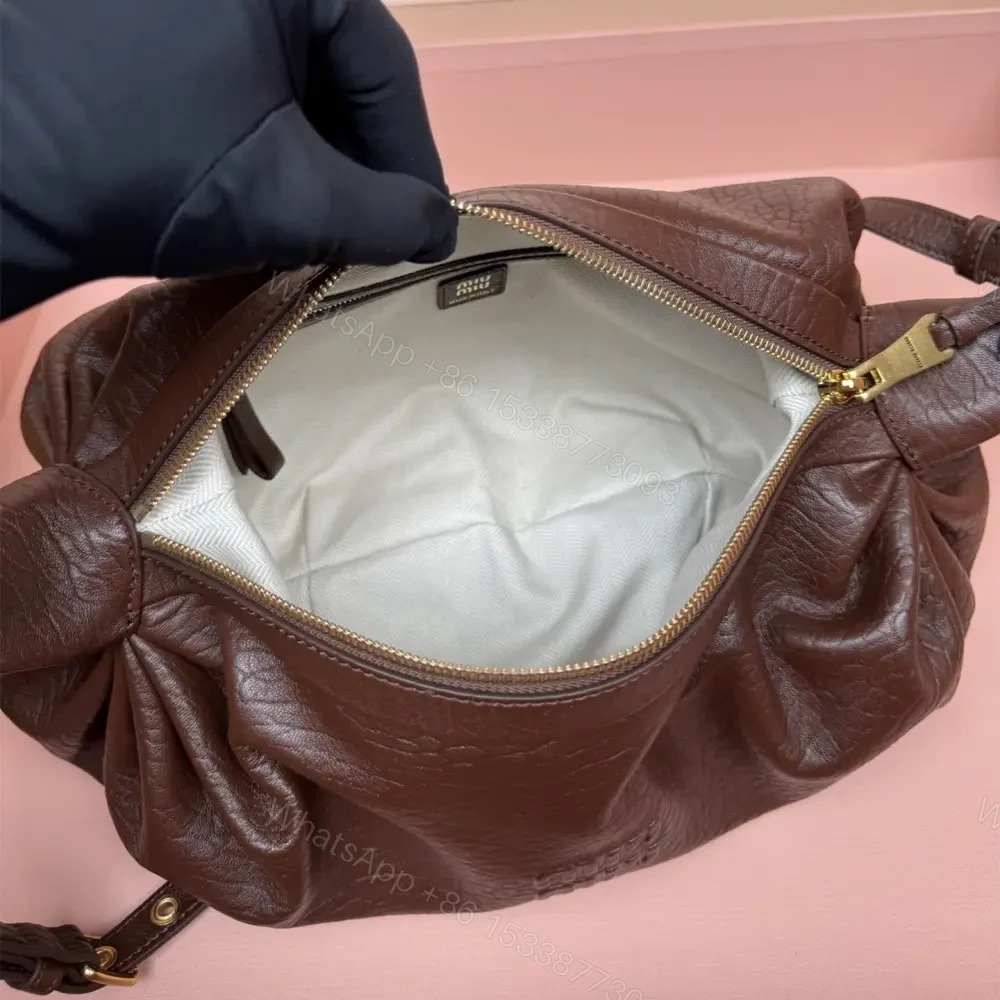 View 9 of 高仿miumiu*5BC191小羊皮單肩包焦糖色免檢版