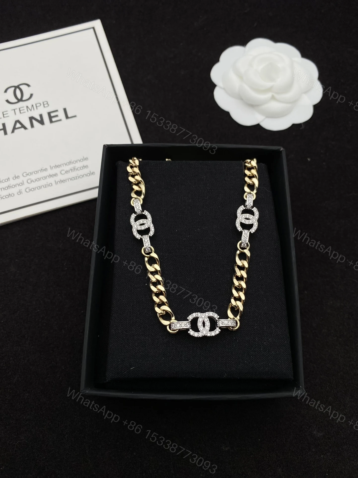 View 3 of EN – Lux Chanel Necklaces 045