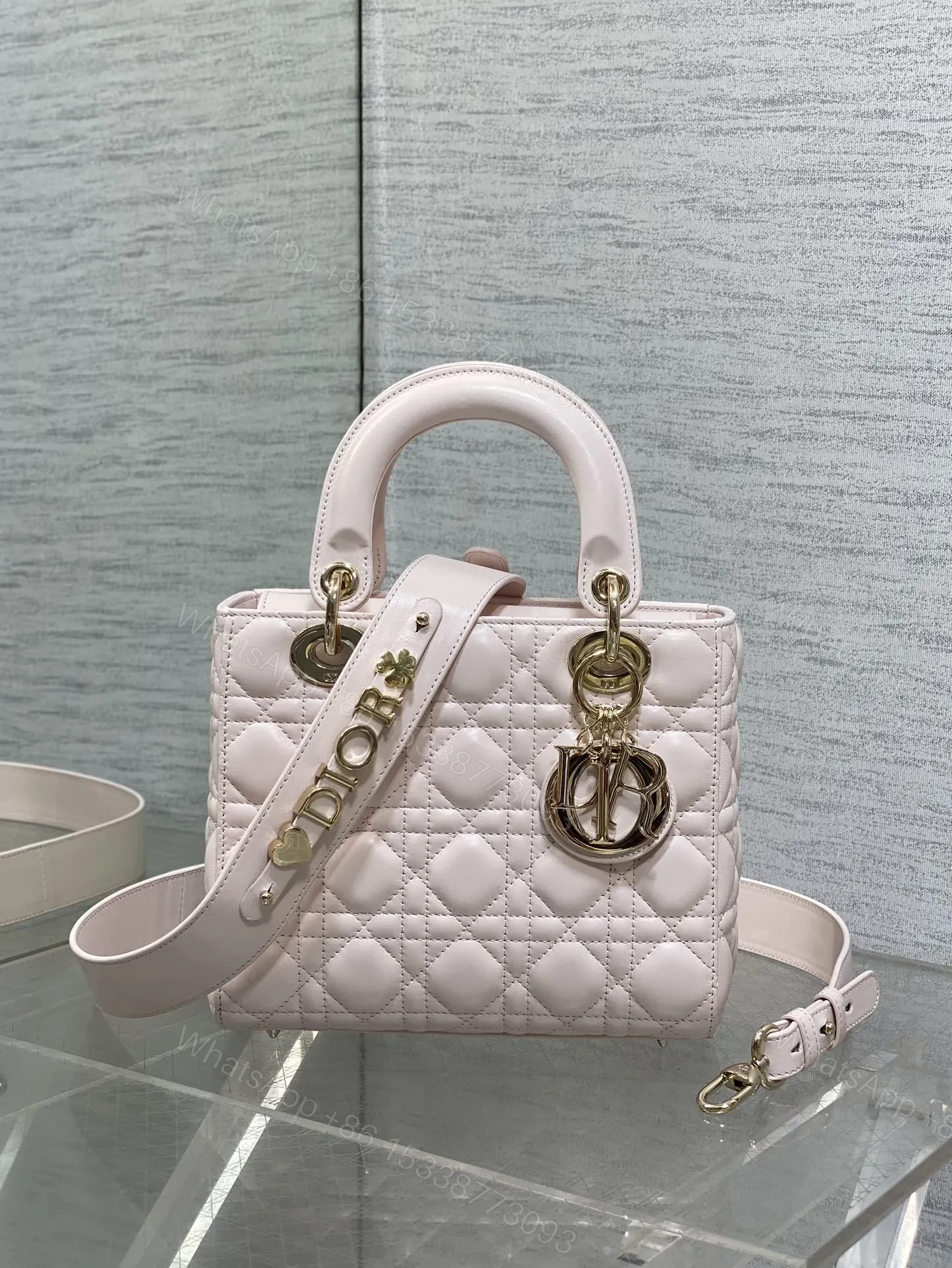 Dior Saddle small Pink colour — view 1