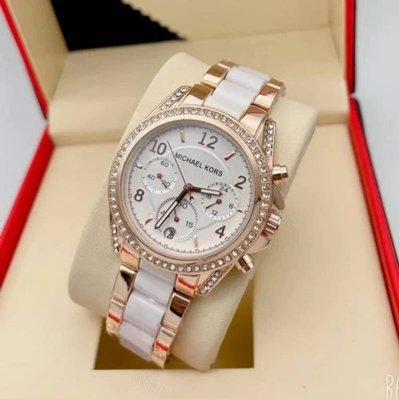 First Copy Michael Kors Bradshaw Rose Gold White Women’s Analog Watch — view 1