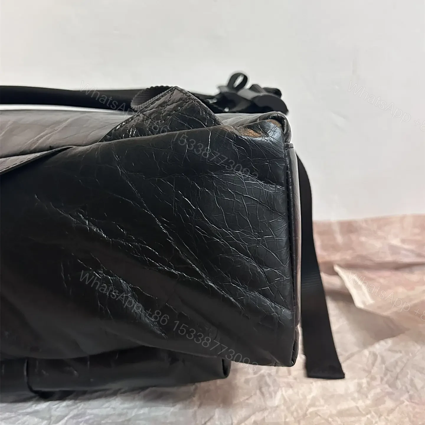 View 13 of 高仿BalenciagaExplorer系列小羊皮雙肩包m