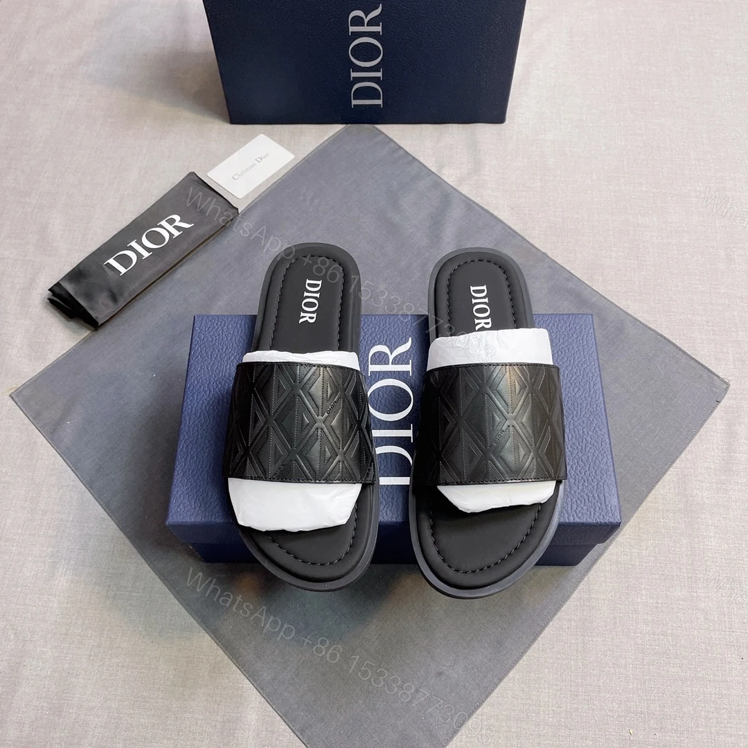 Dior 高仿 男款 經典壓紋寬帶拖鞋 休閒百搭設計 — view 1