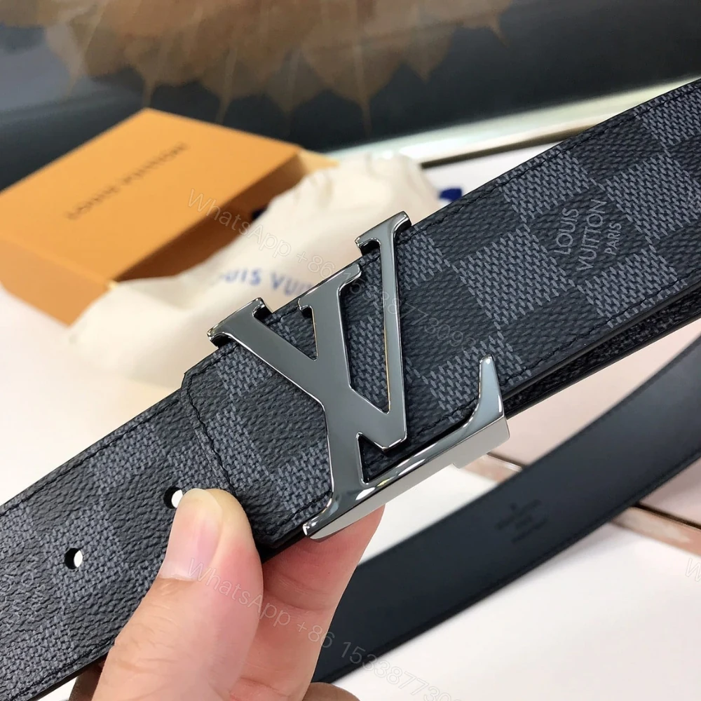 View 4 of Louis Vuitton Ceinture LV Initiales Reversible 4Cm