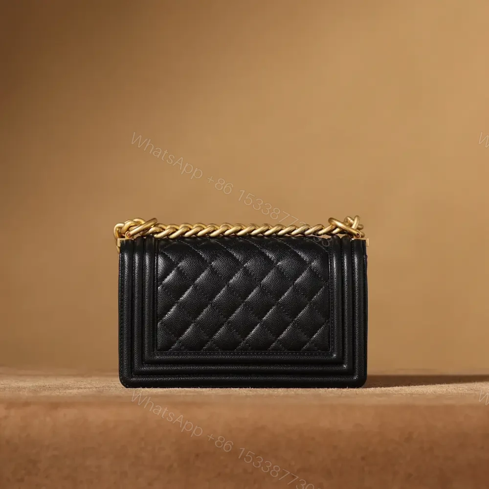 View 2 of 高仿Chanel*LeBoy黑色口蓋包S免檢版